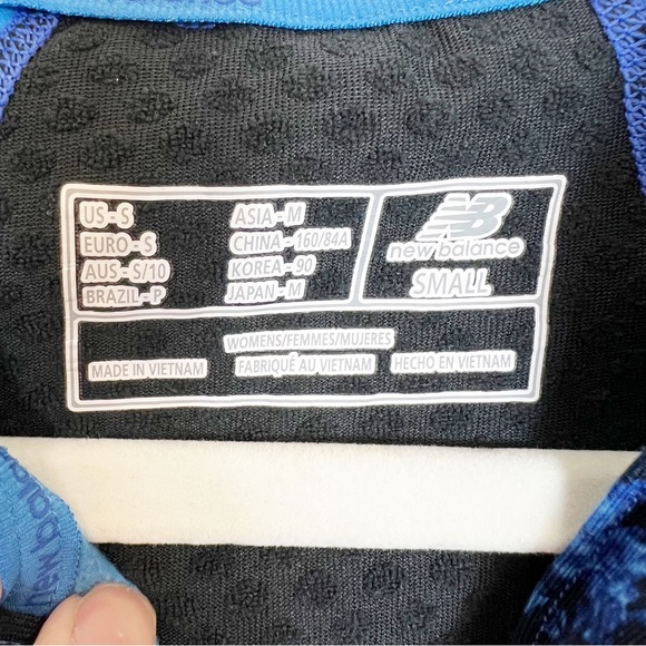 New Balance Heat 1/2 Zip Long Sleeve Pullover Blue & Black Size Small - Picture 10 of 11